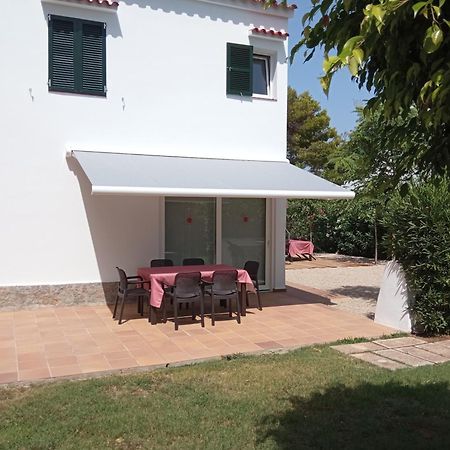 Villa Piscis Cala Blanca  Exterior photo