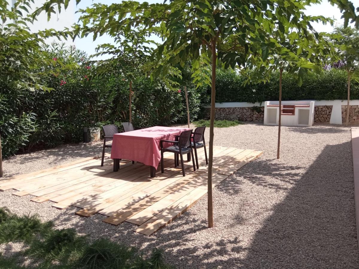 Villa Piscis Cala Blanca  Exterior photo