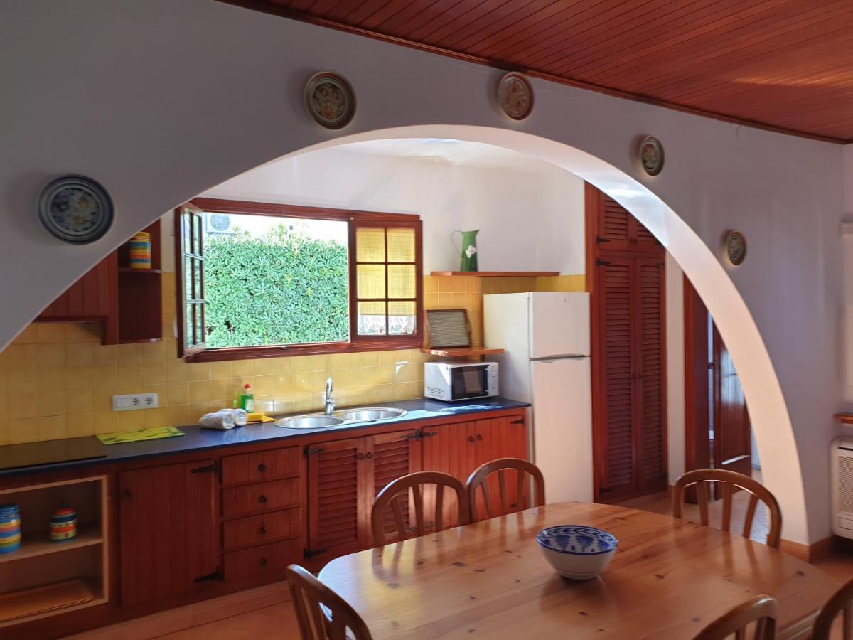 Villa Piscis Cala Blanca  Exterior photo